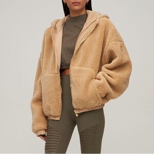 ALO Yoga Duality Reversible Sherpa Jacket Putty/Pristine Size L